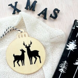 houten kerstbal hertjes kertboom versiering hout kerst decoratie online kopen bestellen kerstmis