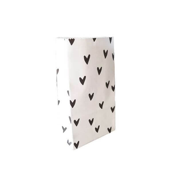 blokzak blokbodemzak blokbodemzakken zwart wit cadeautjes inpakken online kopen bestellen webshop webwinkel hartjes hartje klein papier